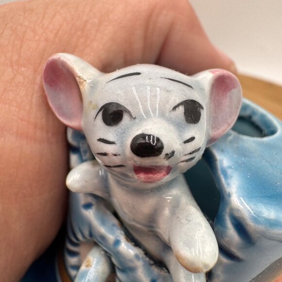 Vintage Mouse in Blue Hat Toothpick Holder Stamped on bottom Japan blue gray - Picture 8 of 12